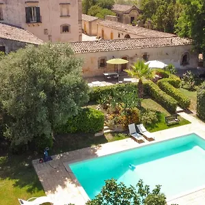 https://villa-zottopera.catania-hotels.net