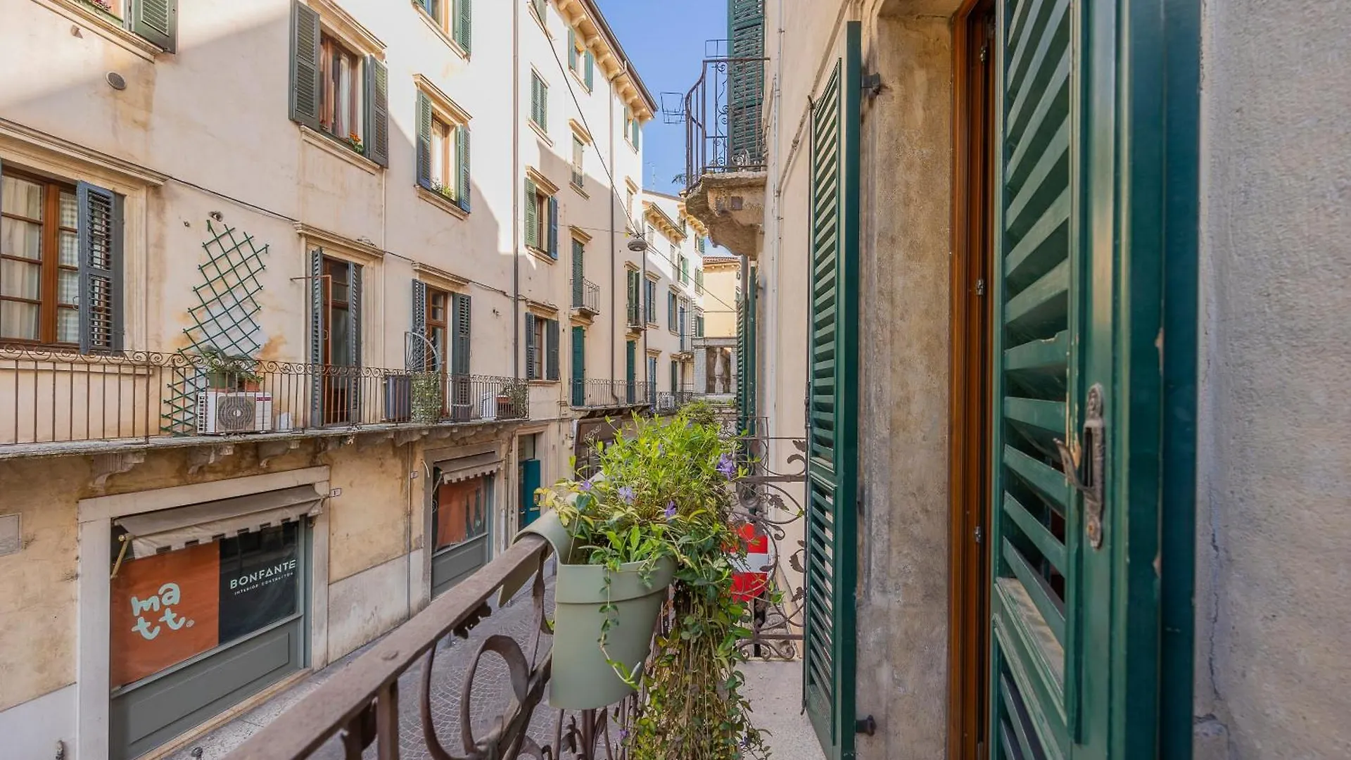 Domus Largo Pescheria Verona Lägenhet